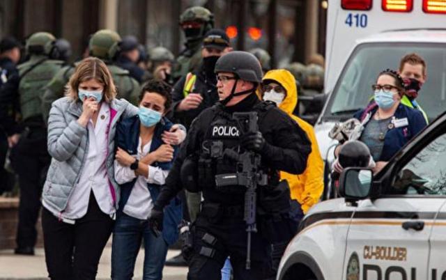 APP下载-美国近期频发枪击事件 掘金主帅泪洒发布会现场