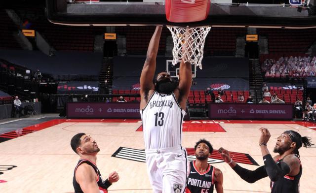 Kaiyun sports-三巨头有多香？湖勇举步维艰 篮网依旧高歌猛进